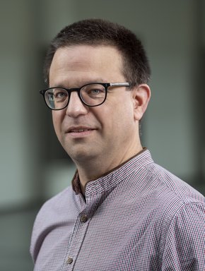 Foto Prof. Dr. Andreas Taubert  Institut für Chemie